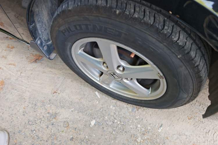 Used Honda Accord 2004 2.4L Right Front Wheel Hub