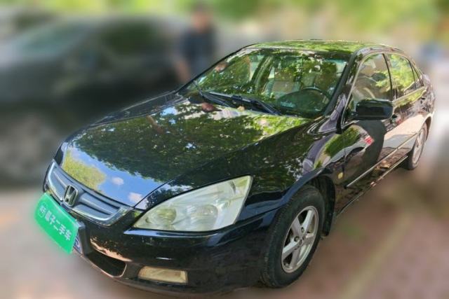 Ojetý Honda Accord 2004 2.4L