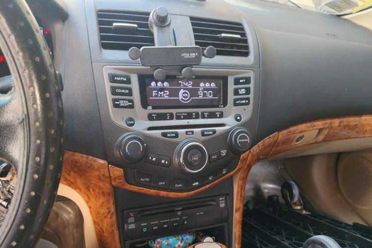 Used Honda Accord 2004 2.4L Audio And AC Panel