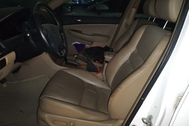 Used Honda Accord 2004 2.4L Left Front Seat