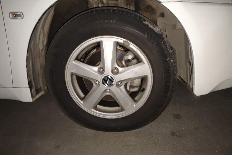 Used Honda Accord 2004 2.4L Right Front Wheel Hub
