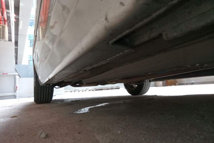 Used Honda Accord 2004 2.4L Chassis Front Right