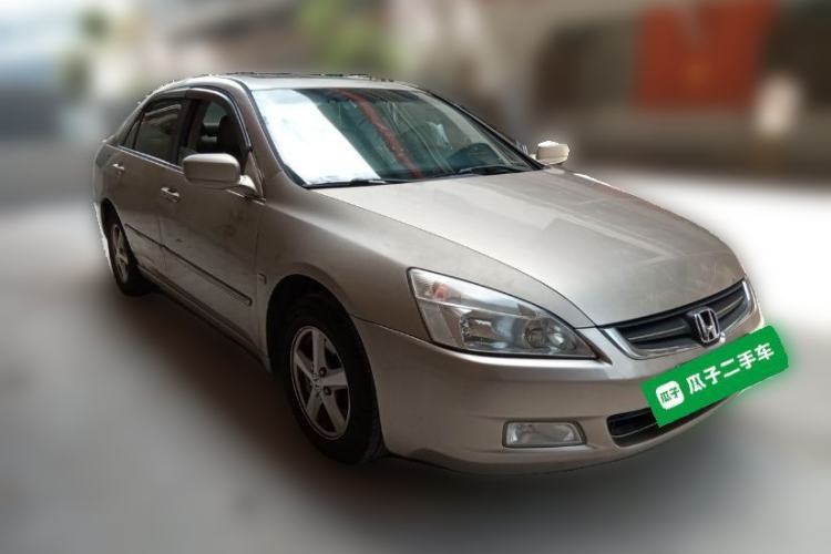 Used Honda Accord 2004 2.4L Front Right 45 Deg