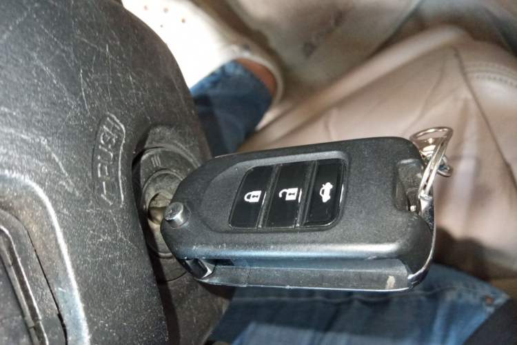 Used Honda Accord 2004 2.4L Vehicle Key