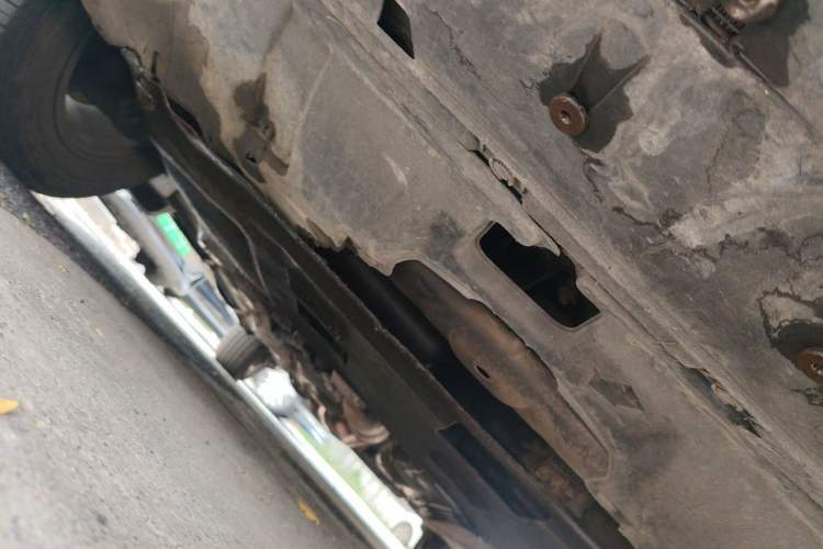 Used Honda Accord 2005 2.0L standard version Chassis Front