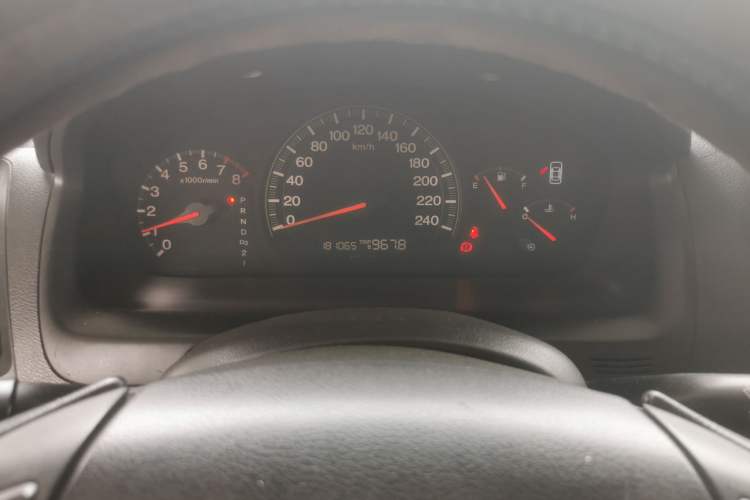 Used Honda Accord 2005 3.0L V6 Odometer Close Up