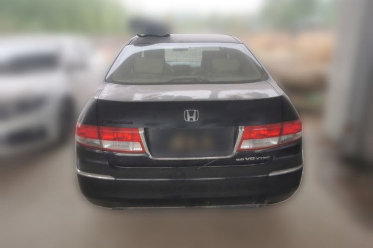 Used Honda Accord 2005 3.0L V6 Rear