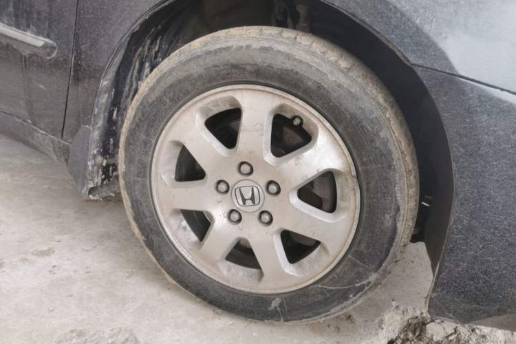 Used Honda Accord 2005 3.0L V6 Right Front Wheel Hub