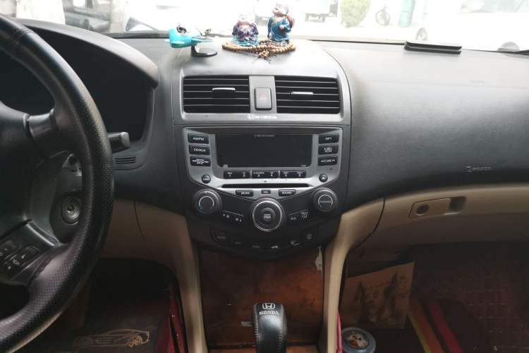 Used Honda Accord 2006 2.4L heated version Audio And AC Panel