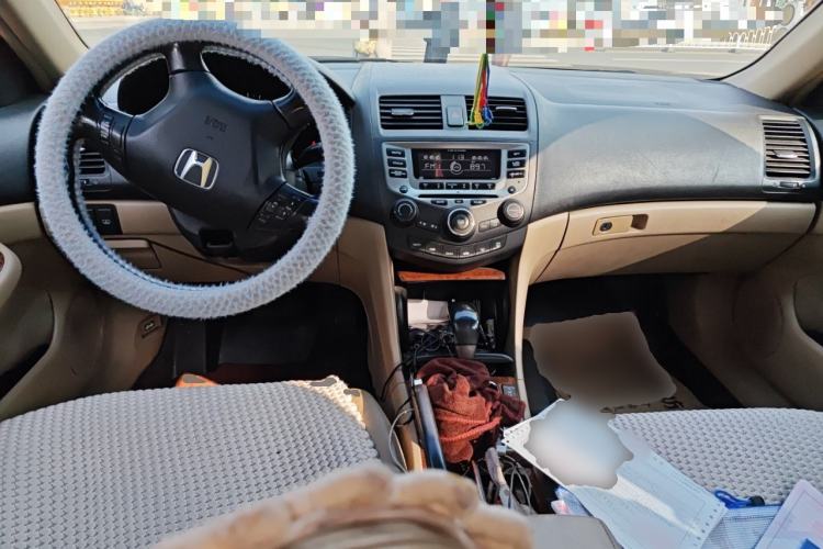 Used Honda Accord 2006 2.4L standard version Center Console