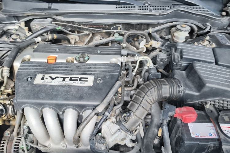 Used Honda Accord 2006 2.4L standard version Engine Bay