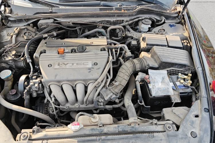 Used Honda Accord 2006 2.4L standard version Engine Bay
