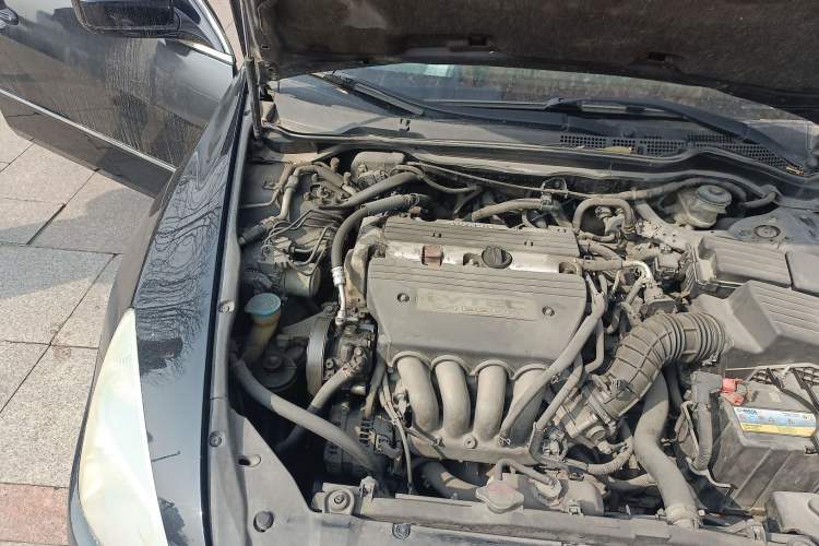 Used Honda Accord 2006 2.4L standard version Engine Bay Right