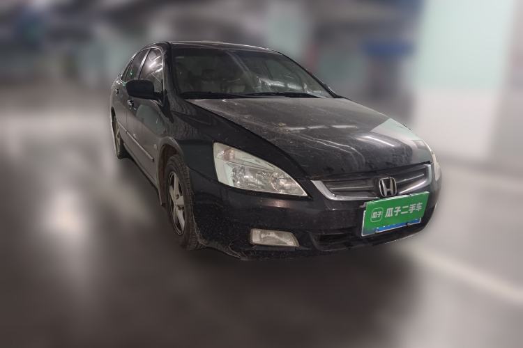 Used Honda Accord 2006 2.4L Luxury Edition Front Right 45 Deg