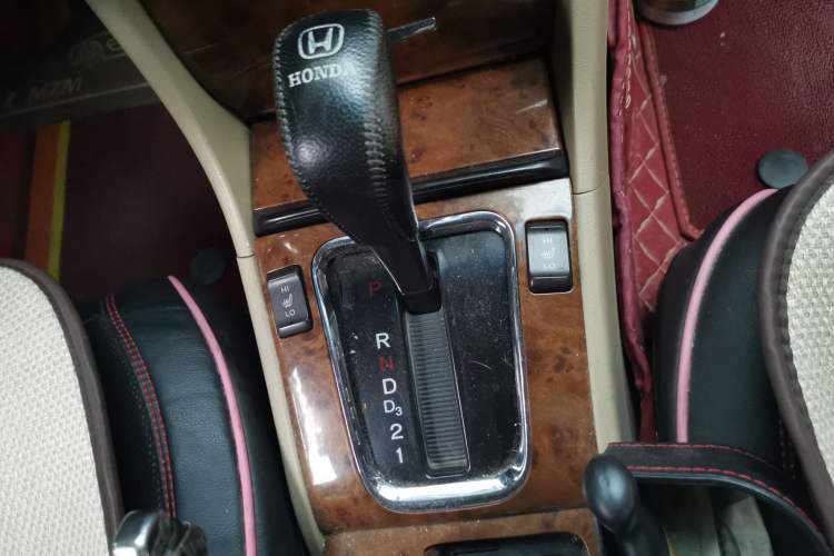 Used Honda Accord 2006 2.4L heated version Gear Lever