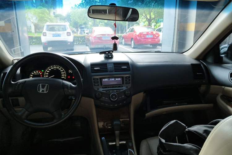 Used Honda Accord 2006 2.4L standard version Headliner