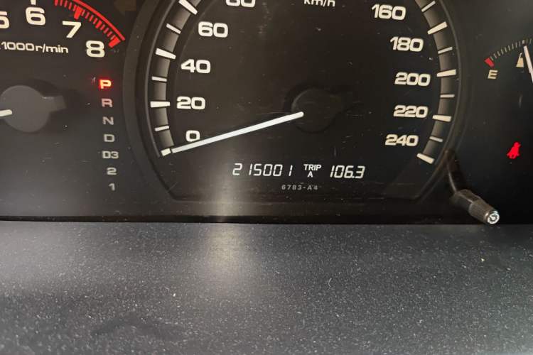 Used Honda Accord 2006 2.4L standard version Odometer Close Up
