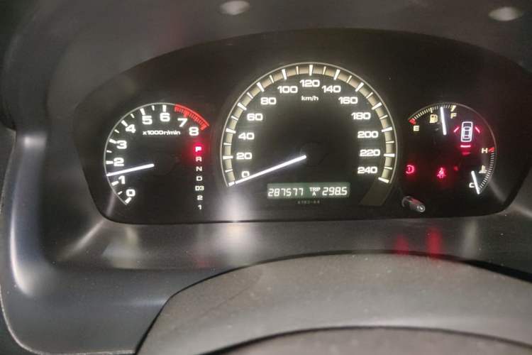 Used Honda Accord 2006 2.4L Luxury Edition Odometer Close Up