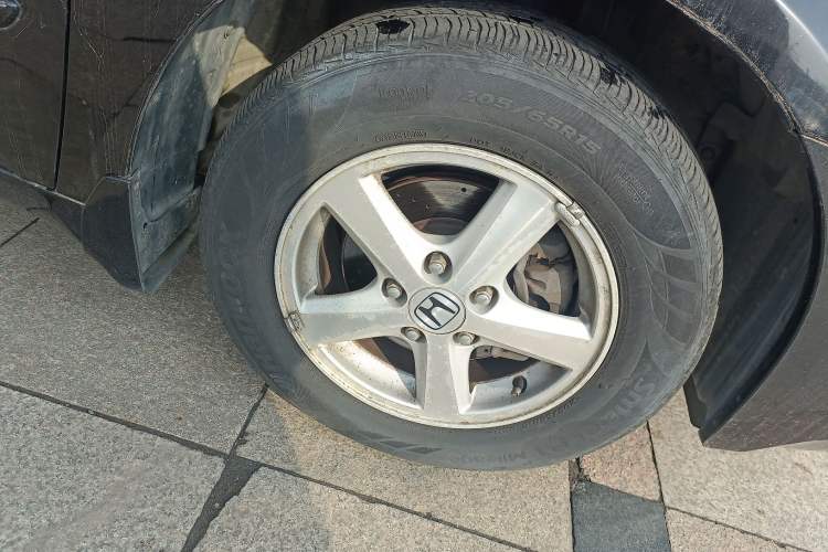 Used Honda Accord 2006 2.4L standard version Right Front Wheel Hub