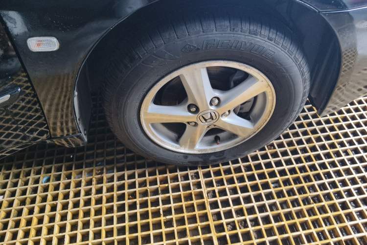 Used Honda Accord 2006 2.4L standard version Right Front Wheel Hub