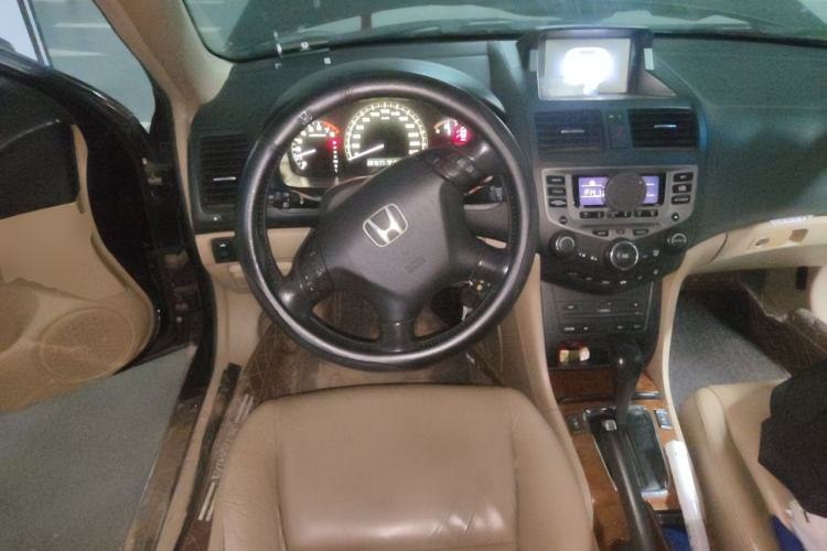 Used Honda Accord 2006 2.4L Luxury Edition Steering Wheel