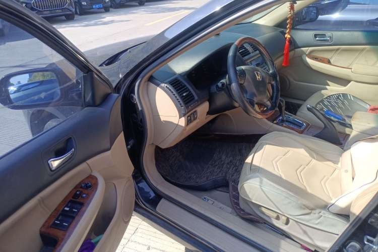 Used Honda Accord 2007 2.4L Automatic Comfort Classic Edition Driver Seat