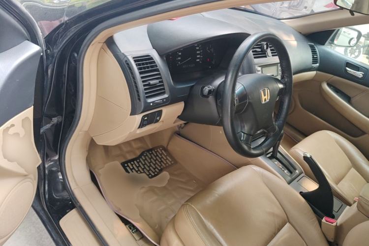 Used Honda Accord 2007 2.0L automatic comfort version Driver Seat