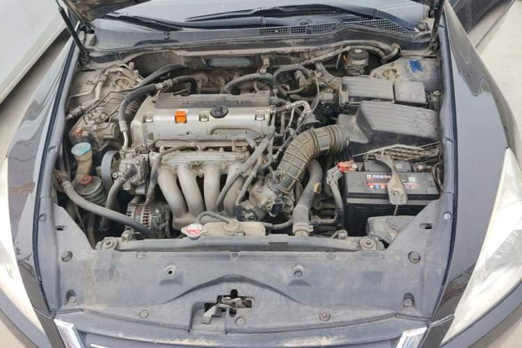 Used Honda Accord 2007 2.0L automatic comfort version Engine Bay