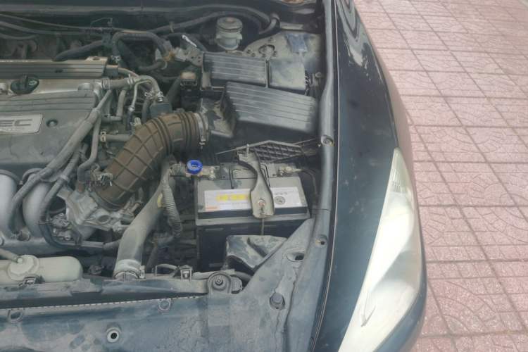 Used Honda Accord 2007 2.4L Automatic Comfort Classic Edition Engine Bay Left