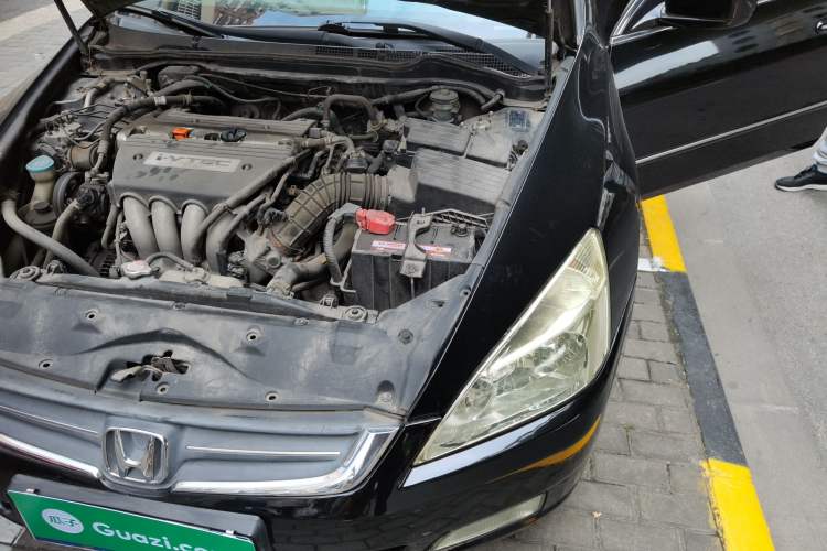 Used Honda Accord 2007 2.4L Automatic Comfort Classic Edition Engine Bay Left