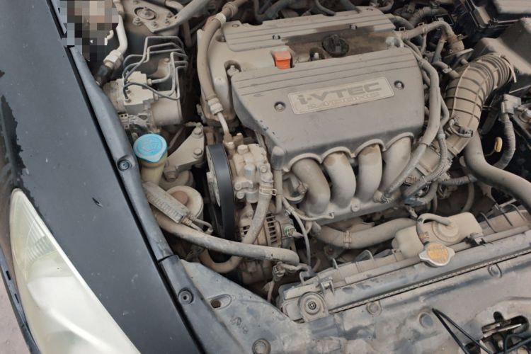 Used Honda Accord 2007 2.4L Automatic Comfort Classic Edition Engine Bay Right