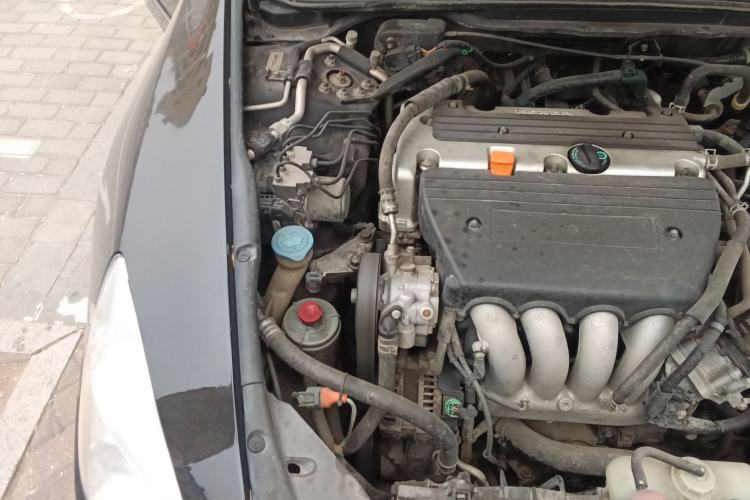 Used Honda Accord 2007 2.4L Automatic Comfort Classic Edition Engine Bay Right