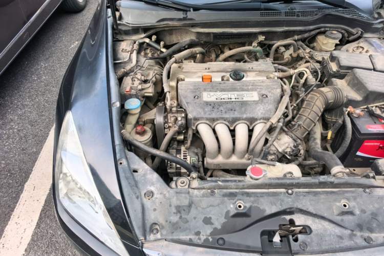 Used Honda Accord 2007 2.0L automatic comfort version Engine Bay Right