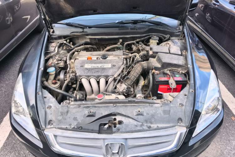 Used Honda Accord 2007 2.0L automatic comfort version Engine Bay