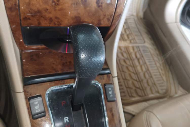 Used Honda Accord 2007 2.4L Automatic Luxury Classic Edition Gear Lever