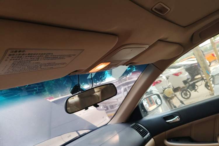Used Honda Accord 2007 2.0L automatic comfort version Headliner