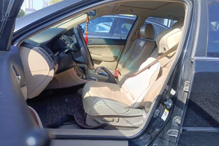 Used Honda Accord 2007 2.4L Automatic Comfort Classic Edition Left Front Seat