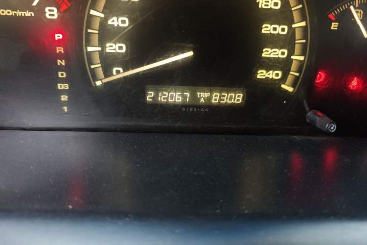 Used Honda Accord 2007 2.4L Automatic Comfort Classic Edition Odometer Close Up