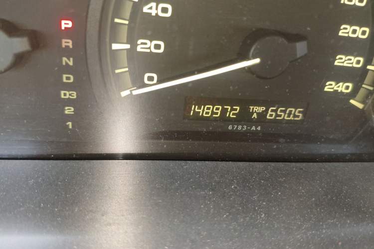Used Honda Accord 2007 2.4L Automatic Luxury Classic Edition Odometer Close Up