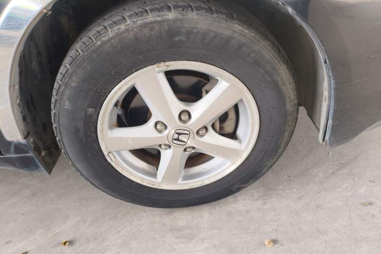 Used Honda Accord 2007 2.4L Automatic Luxury Classic Edition Right Front Wheel Hub
