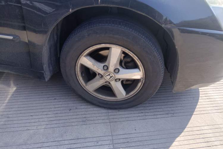 Used Honda Accord 2007 2.4L Automatic Comfort Classic Edition Right Front Wheel Hub
