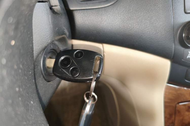 Used Honda Accord 2007 2.4L Automatic Luxury Classic Edition Vehicle Key
