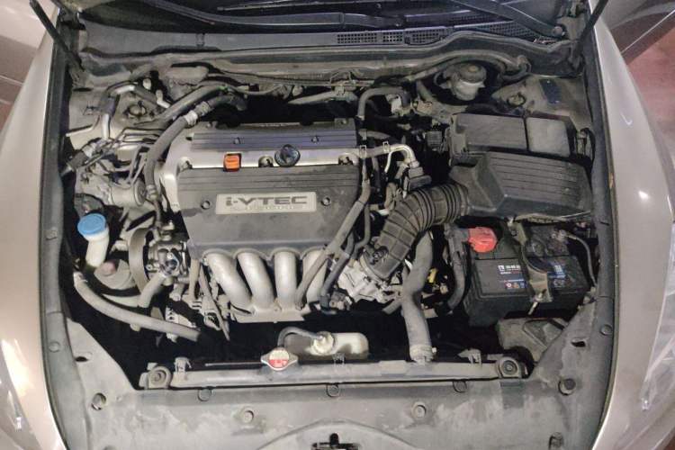 Used Honda Accord 2007 2.4L Automatic Comfort Classic Edition Engine Bay