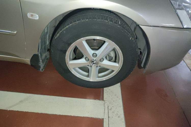 Used Honda Accord 2007 2.4L Automatic Comfort Classic Edition Right Front Wheel Hub