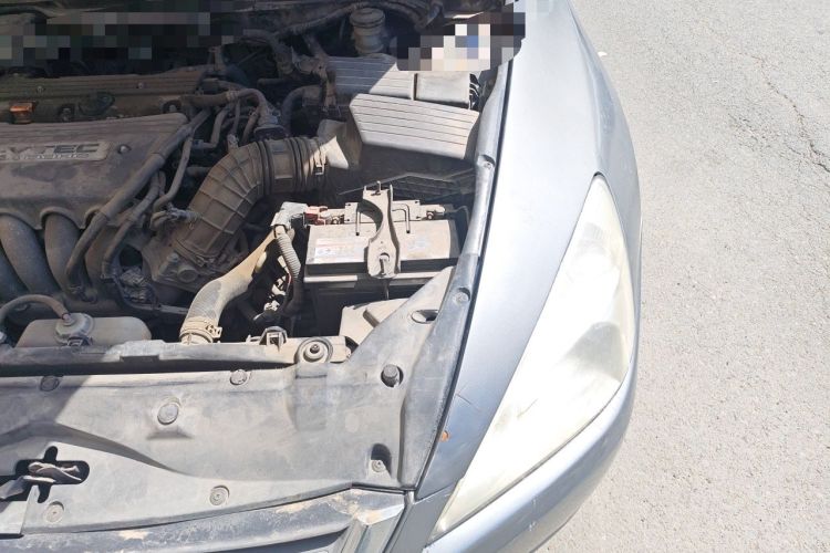 Used Honda Accord 2007 2.4L Automatic Comfort Classic Edition Engine Bay Left