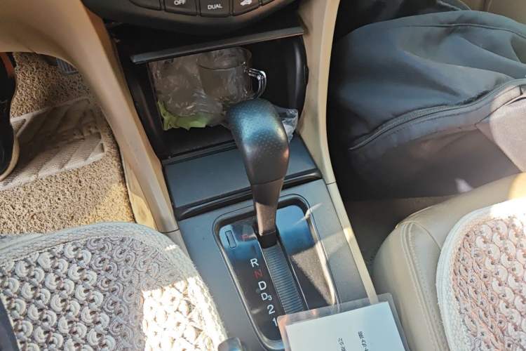 Used Honda Accord 2007 2.0L automatic comfort version Gear Lever