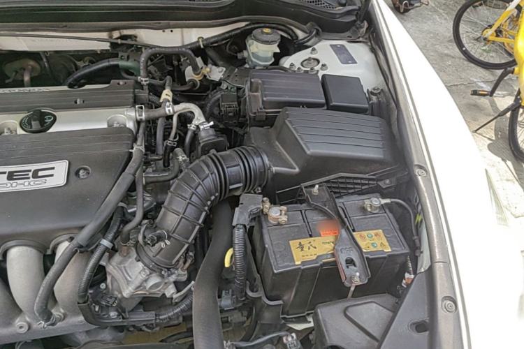 Used Honda Accord 2007 2.4L Automatic Comfort Classic Edition Engine Bay Left