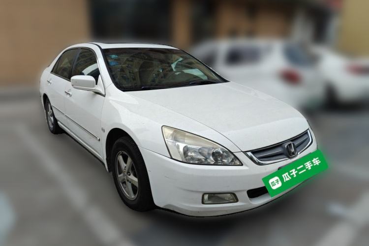 Used Honda Accord 2007 2.0L automatic comfort version Front Right 45 Deg