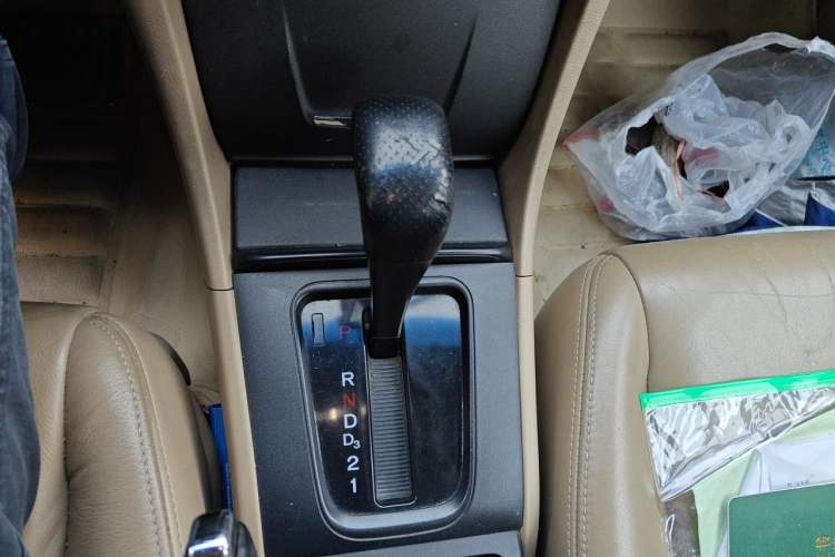 Used Honda Accord 2007 2.0L automatic comfort version Gear Lever
