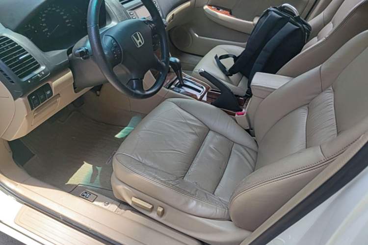 Used Honda Accord 2007 2.4L Automatic Comfort Classic Edition Left Front Seat